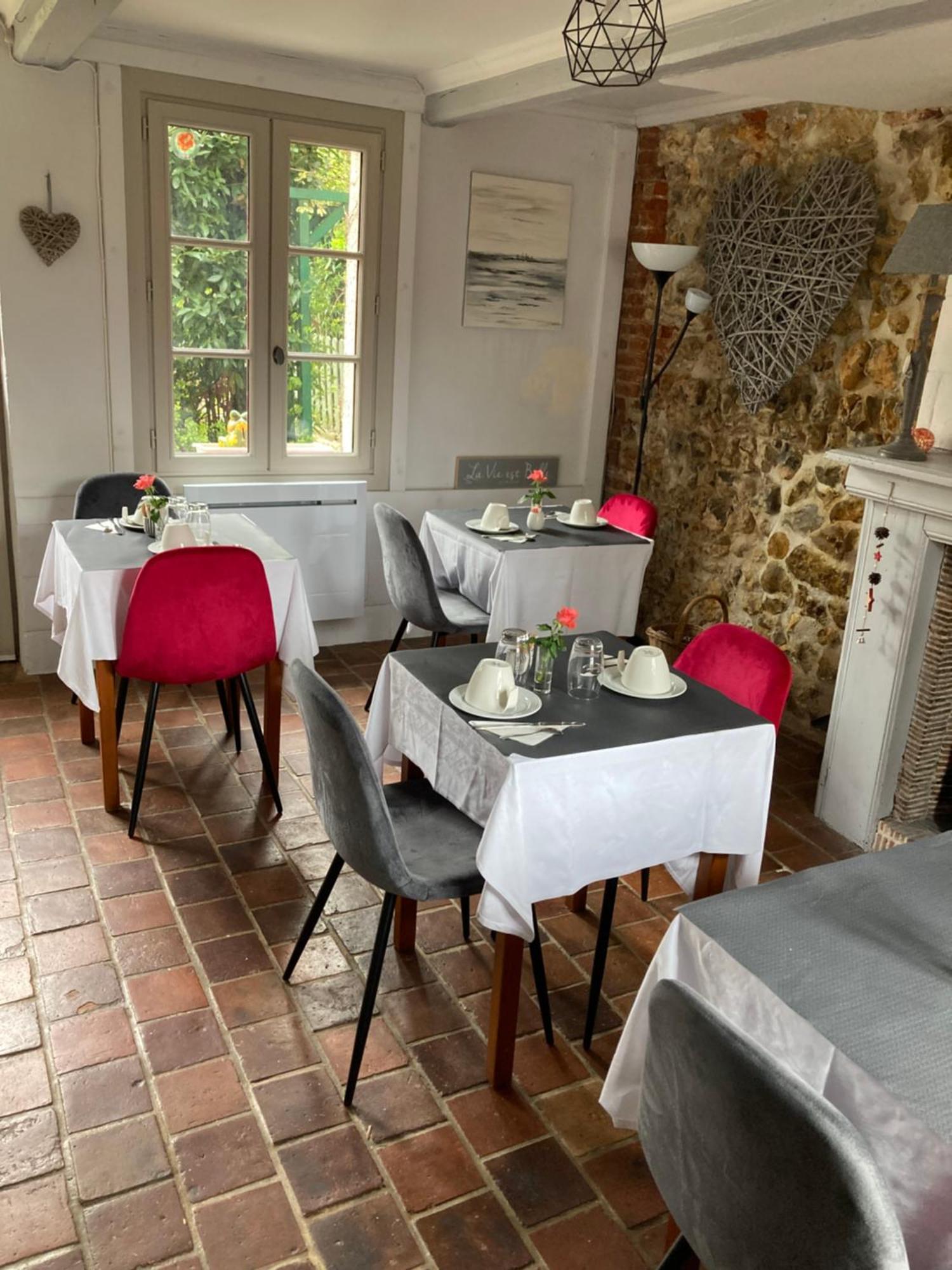 Les Chambres D'Hotes Le Val D'Honfleur Équemauville Екстериор снимка